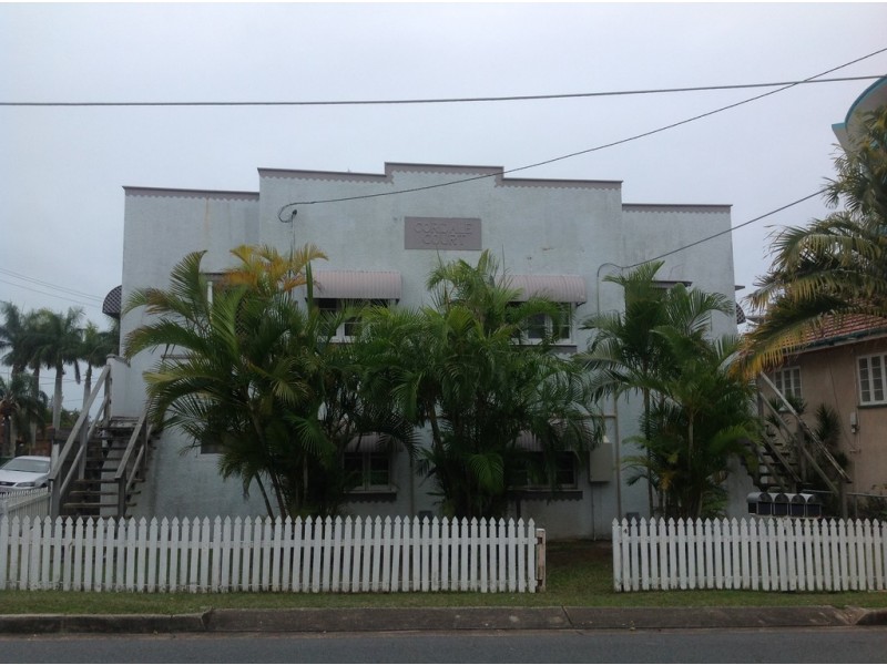 4/4 Dix Street, Redcliffe QLD 4020