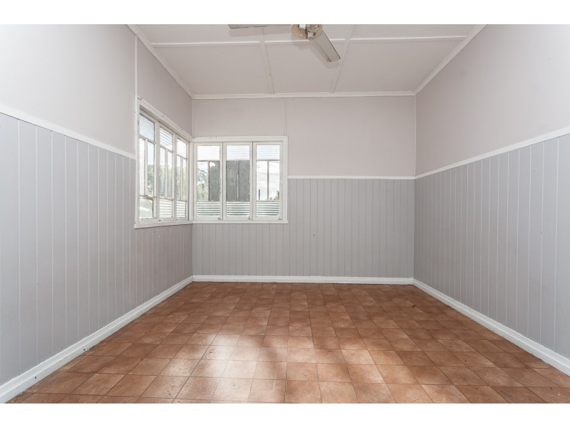 23 Grant Street, Redcliffe QLD 4020