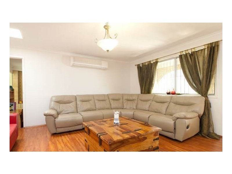 1 Pownall Crescent, Margate QLD 4019