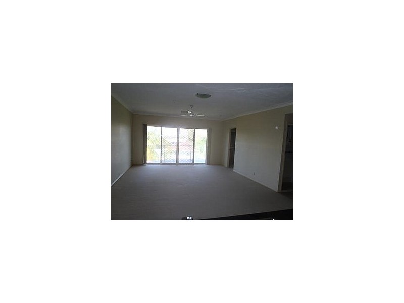 8-22 Robert St, Clontarf QLD 4019