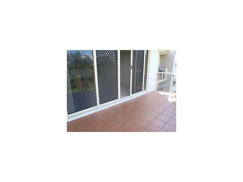 8-22 Robert St, Clontarf QLD 4019