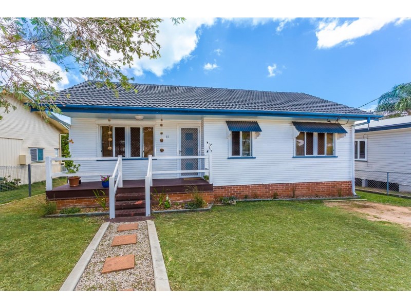 11 Conley Street, Clontarf QLD 4019