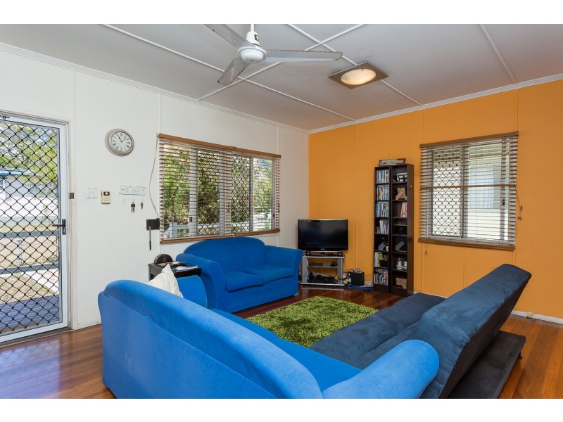 11 Conley Street, Clontarf QLD 4019