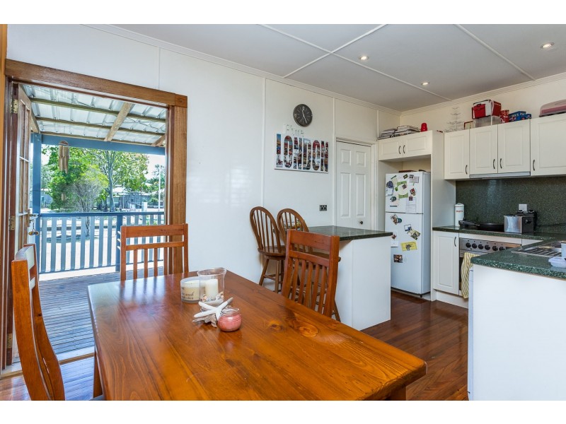 11 Conley Street, Clontarf QLD 4019