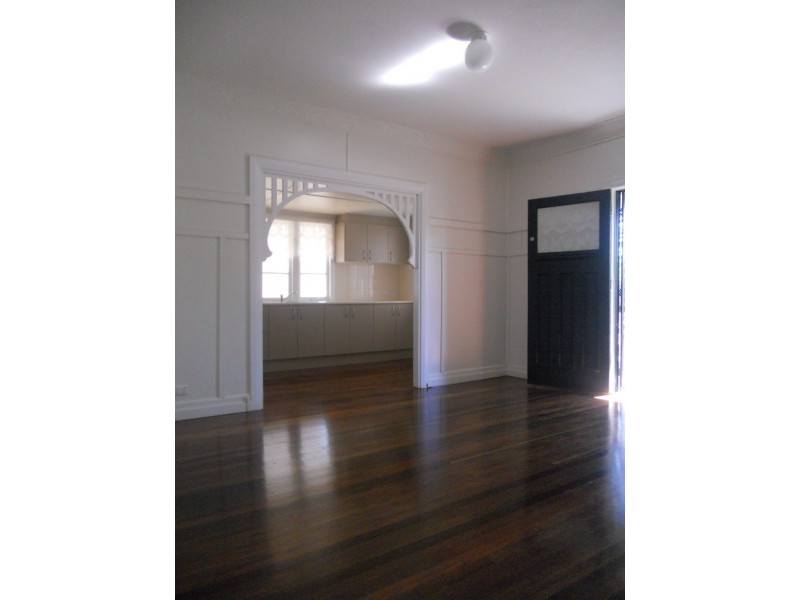 39 Arthur Street, Woody Point QLD 4019