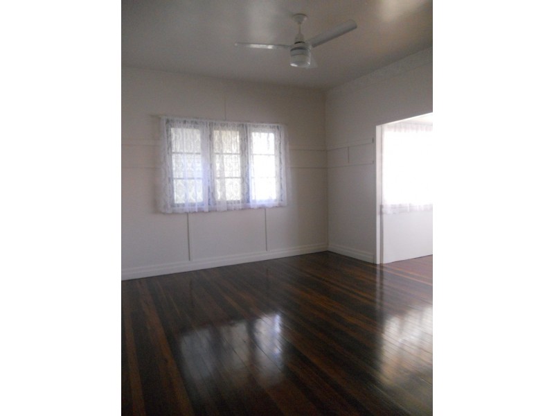 39 Arthur Street, Woody Point QLD 4019