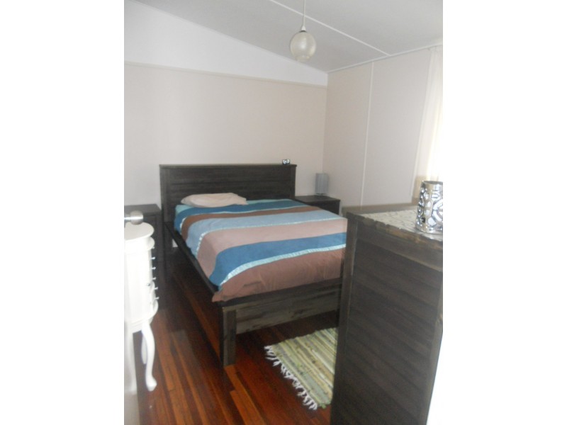 2/68 Deans Street, Margate QLD 4019