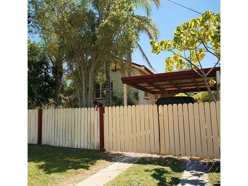 4 Ewan Street, Margate QLD 4019