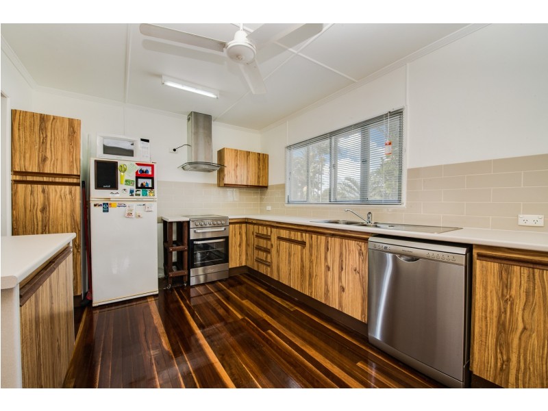 9 Gerald Avenue, Clontarf QLD 4019