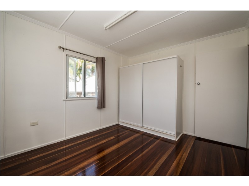 9 Gerald Avenue, Clontarf QLD 4019