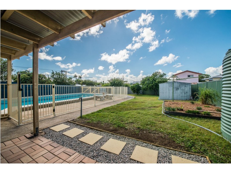9 Gerald Avenue, Clontarf QLD 4019