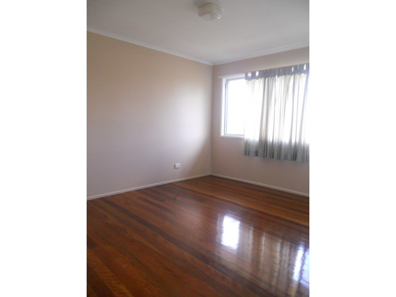 70 Ellen Street, Woody Point QLD 4019