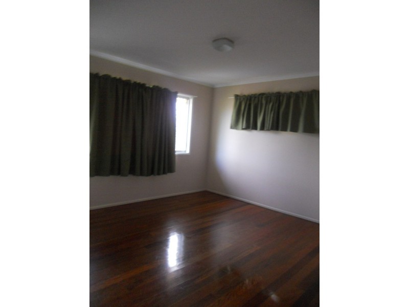 70 Ellen Street, Woody Point QLD 4019