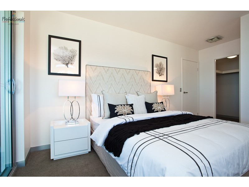 9/80 Hornibrook Esplanade, Clontarf QLD 4019