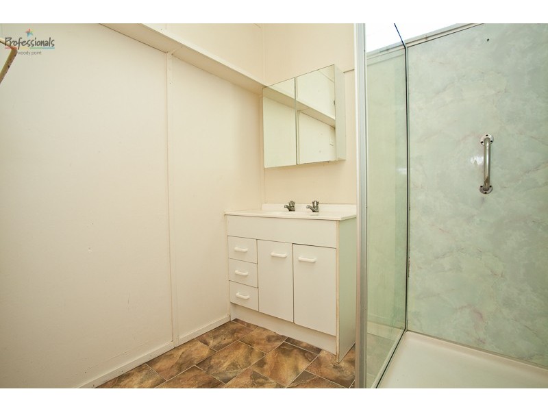 54 Ellen Street, Woody Point QLD 4019