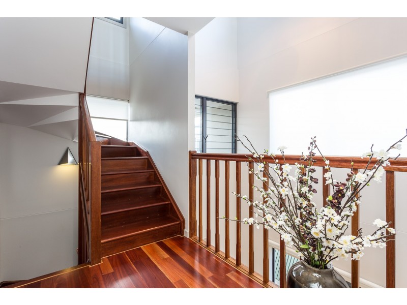 4/11 Georgina Street, Woody Point QLD 4019