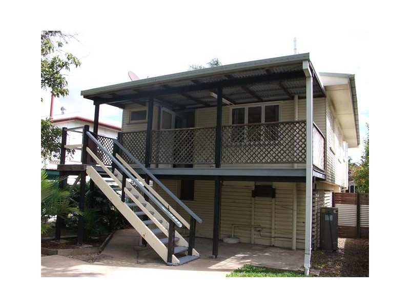 110 Oxley Ave, Woody Point QLD 4019