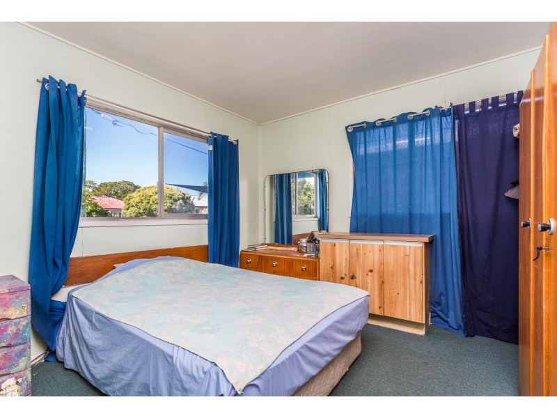 20 Enoch Street, Clontarf QLD 4019