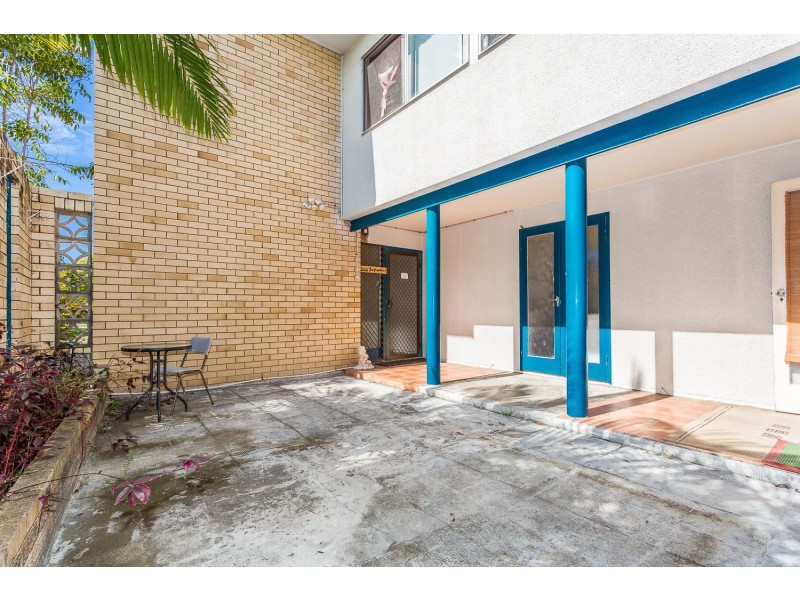 20 Enoch Street, Clontarf QLD 4019