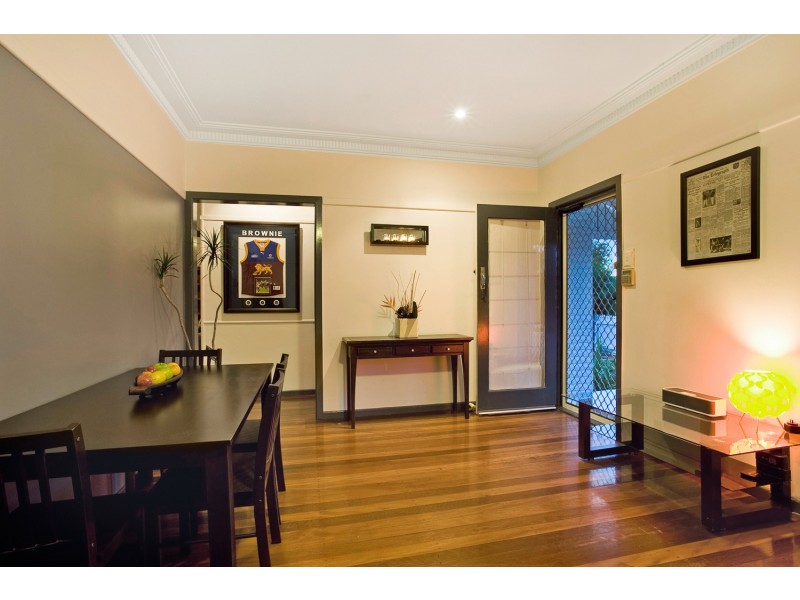69 King Street, Woody Point QLD 4019