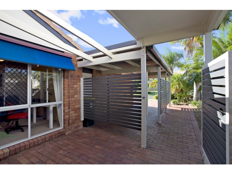 1/20 Akeringa Place, Mooloolaba QLD 4557