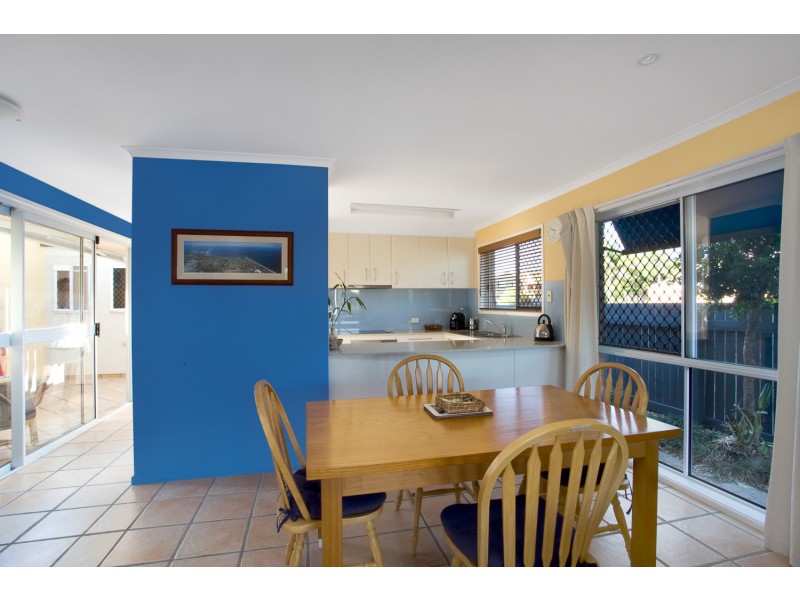1/20 Akeringa Place, Mooloolaba QLD 4557
