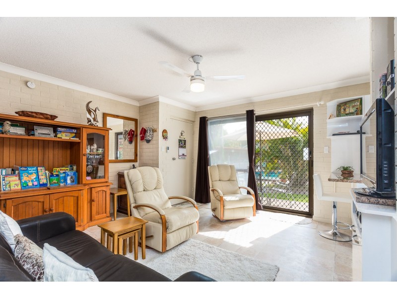 1/5-7 Sydney Street, Redcliffe QLD 4020