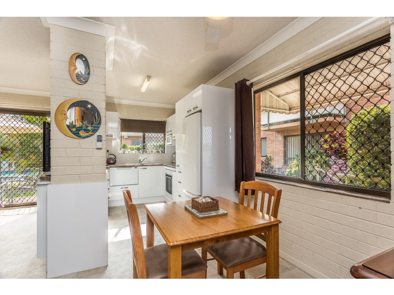 1/5-7 Sydney Street, Redcliffe QLD 4020