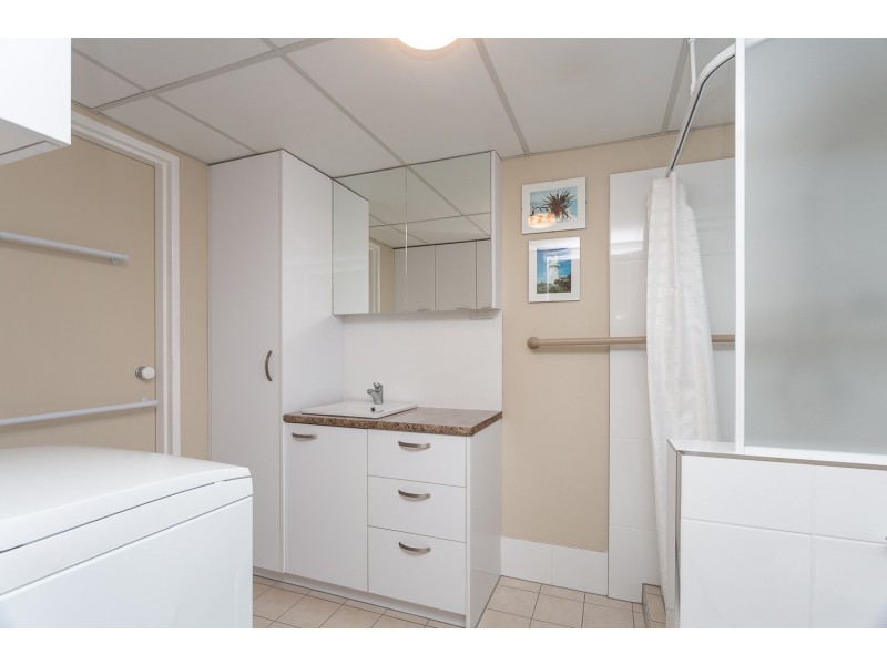 1/5-7 Sydney Street, Redcliffe QLD 4020