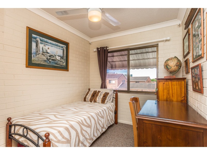 1/5-7 Sydney Street, Redcliffe QLD 4020