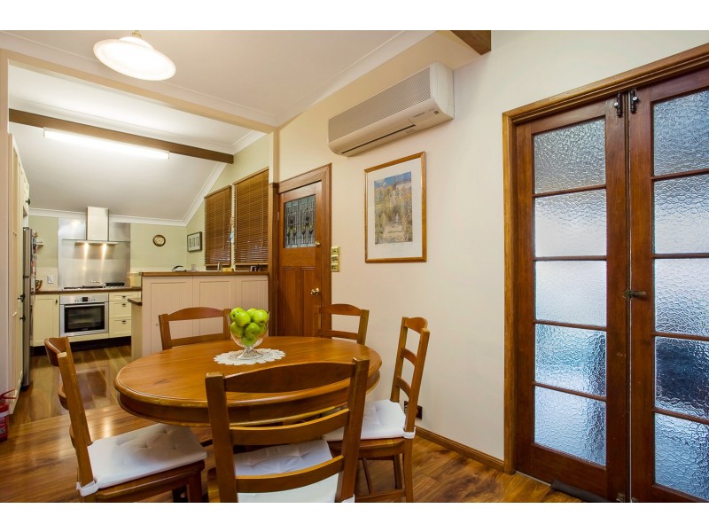 97 Prince Edward Parade, Scarborough QLD 4020