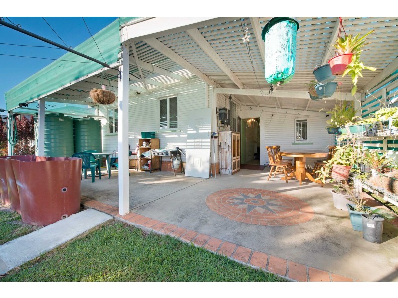 22 Bank Street, Margate QLD 4019