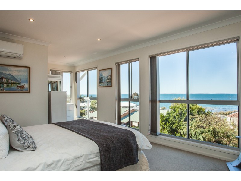 1/6 Georgina Street, Woody Point QLD 4019