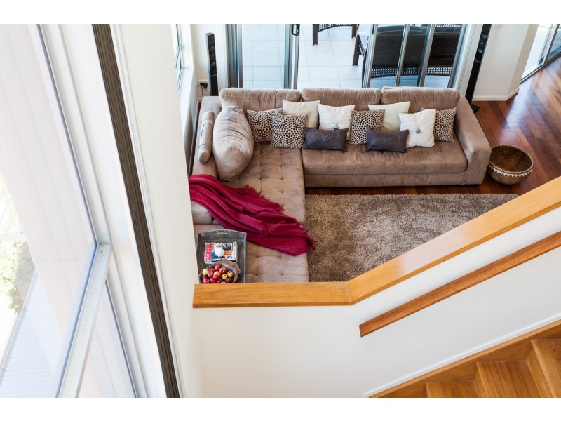 1/6 Georgina Street, Woody Point QLD 4019