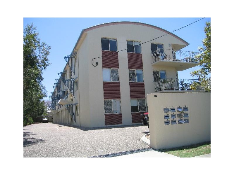 6/10 Caroline Street, Woody Point QLD 4019