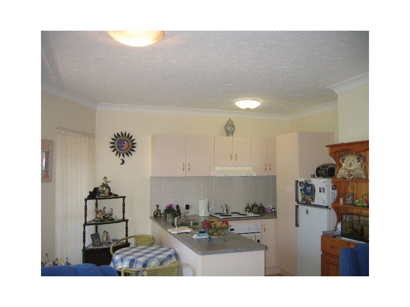 6/10 Caroline Street, Woody Point QLD 4019