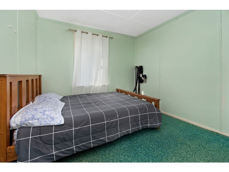 24 Cornelius Street, Clontarf QLD 4019