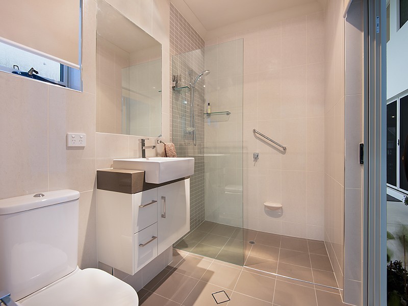 35 Bradley Road, Clontarf QLD 4019