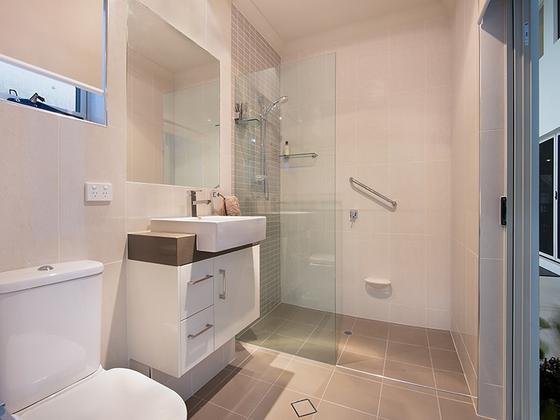 35 Bradley Road, Clontarf QLD 4019