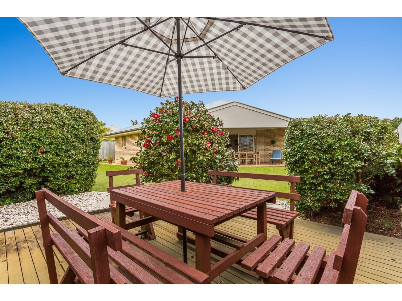 25 Chilton Cresent, North Lakes QLD 4509