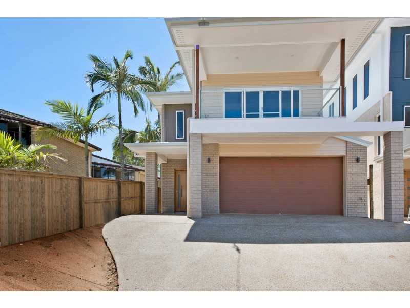 94 Oxley Avenue, Woody Point QLD 4019