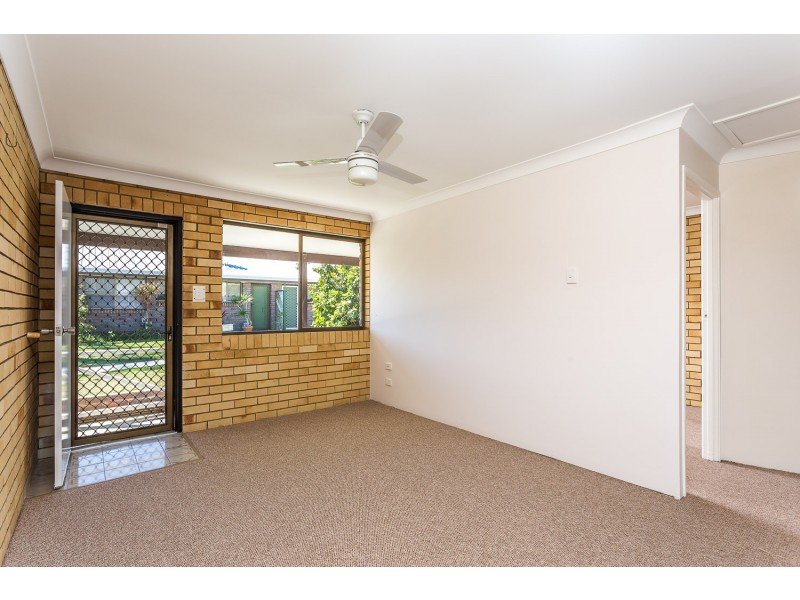 2/124 Oxley Avenue, Woody Point QLD 4019