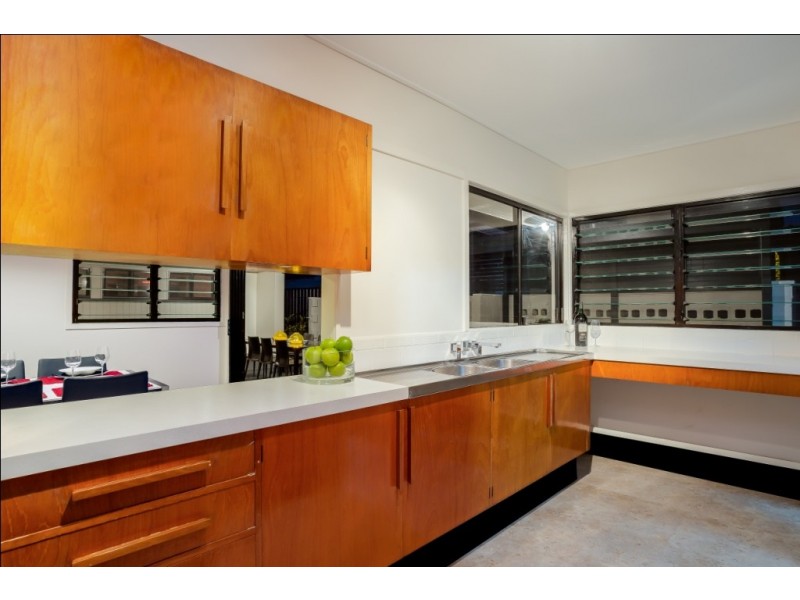 12 Herne Road, Scarborough QLD 4020