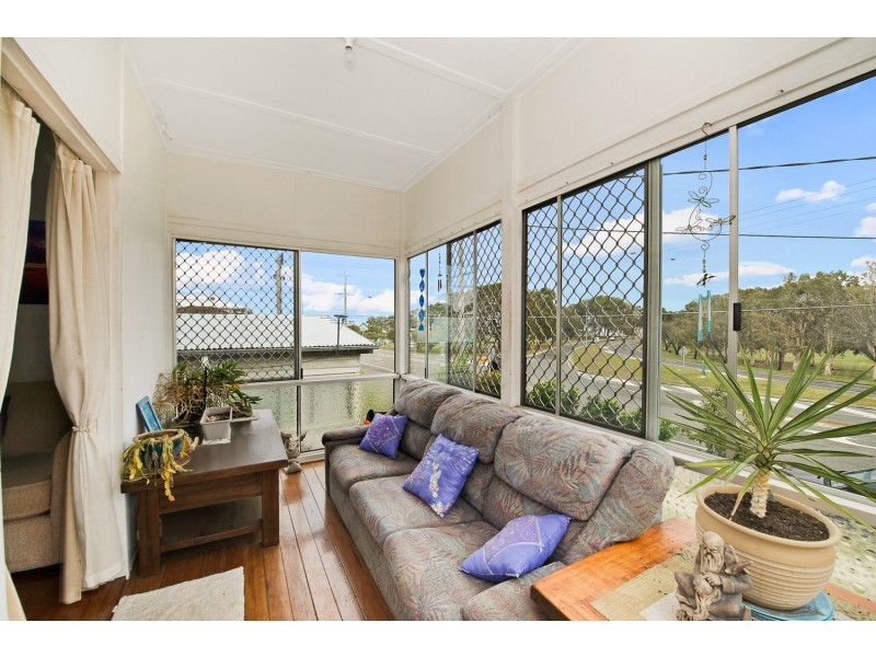 90 Oxley Avenue, Woody Point QLD 4019