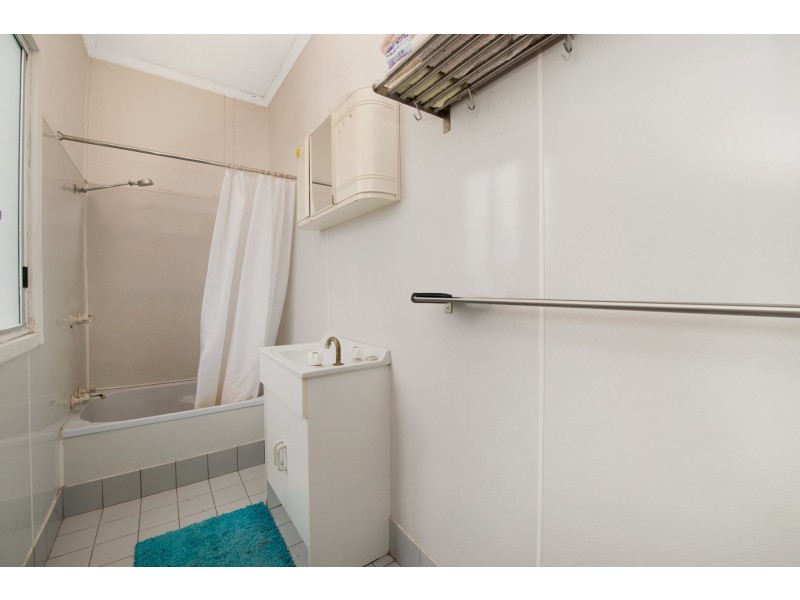 90 Oxley Avenue, Woody Point QLD 4019