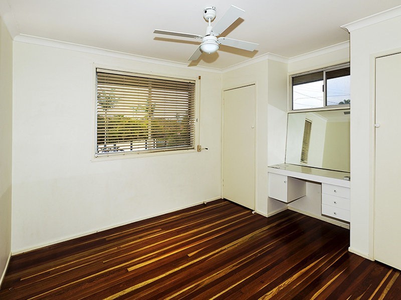 22 Deans Street, Clontarf QLD 4019