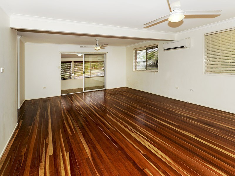 22 Deans Street, Clontarf QLD 4019