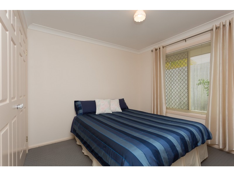 25 Chilton Crescent, North Lakes QLD 4509