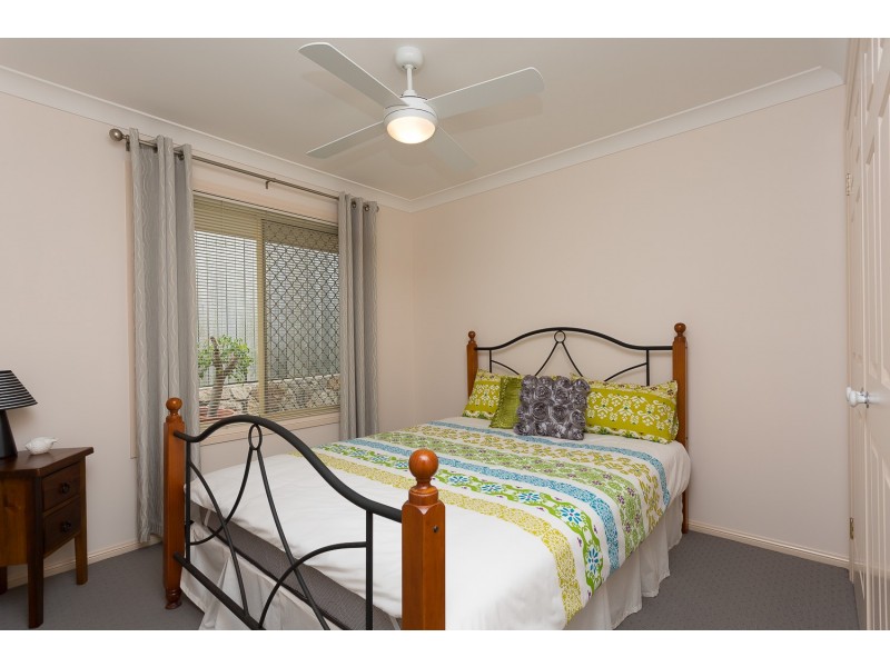 25 Chilton Crescent, North Lakes QLD 4509