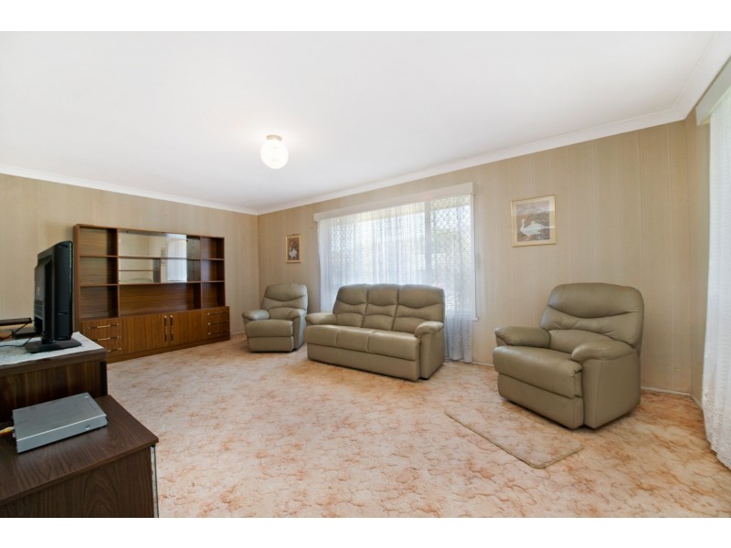 4 Alkooie Avenue, Clontarf QLD 4019